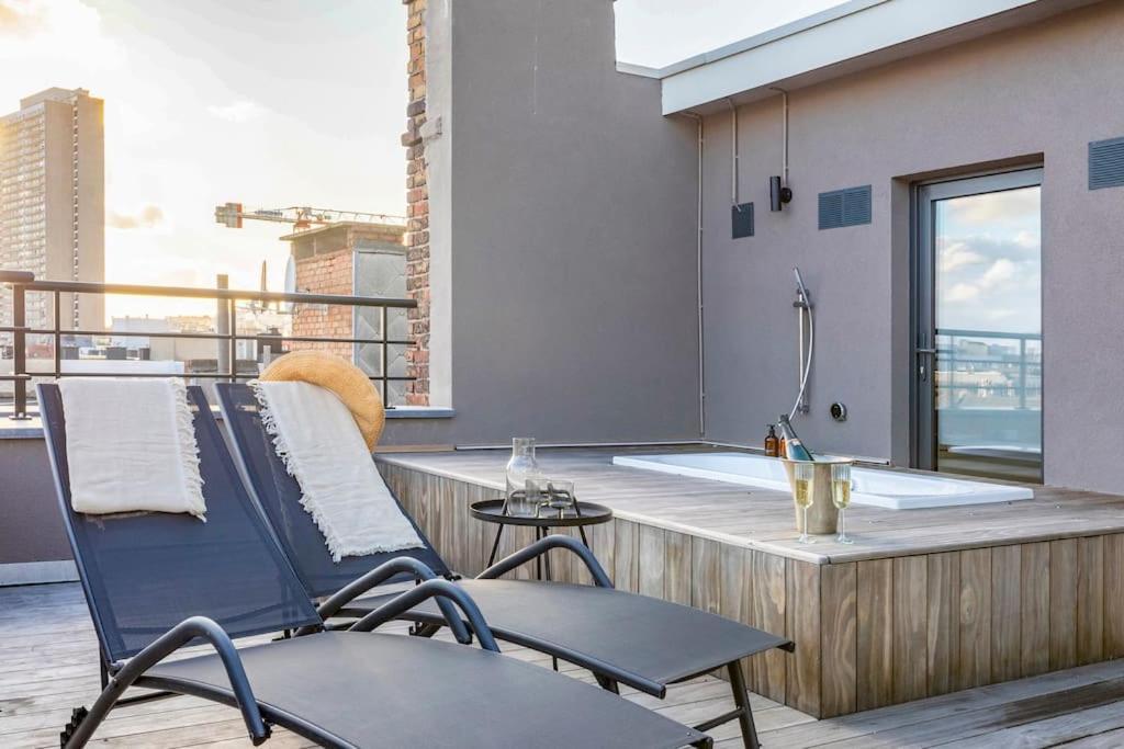 Love Nest - Your Cosy Penthouse オステンド エクステリア 写真